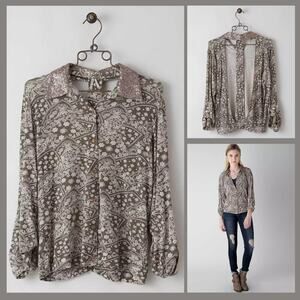 BKE Gimmicks Paisley Sequin Shirt - Women's Small New